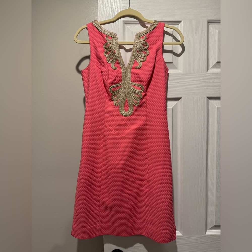 Elegant Pink Lilly Pulitzer Sleeveless Dress with Gold Embroidery